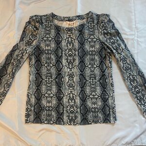 BB Dakota Snake Eyes python print long sleeve top. Size medium.